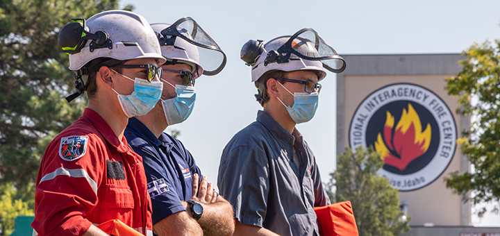 Canadians firefighters undergo training at NIFC